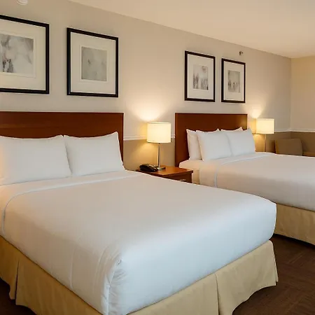 LIC Manhattan View Hotel-2